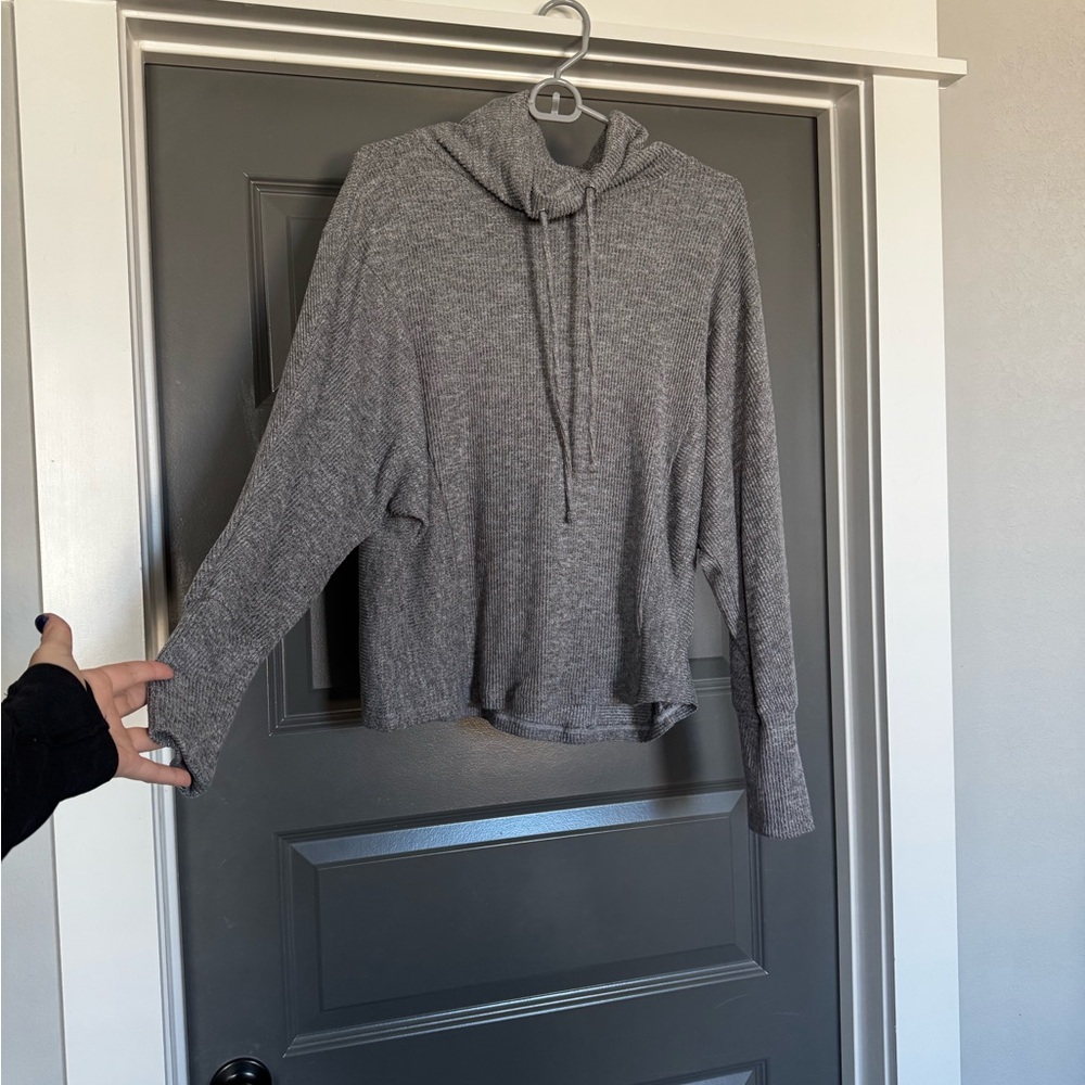 Simply Vera Vera Wang Light Gray Ribbed Sweater
